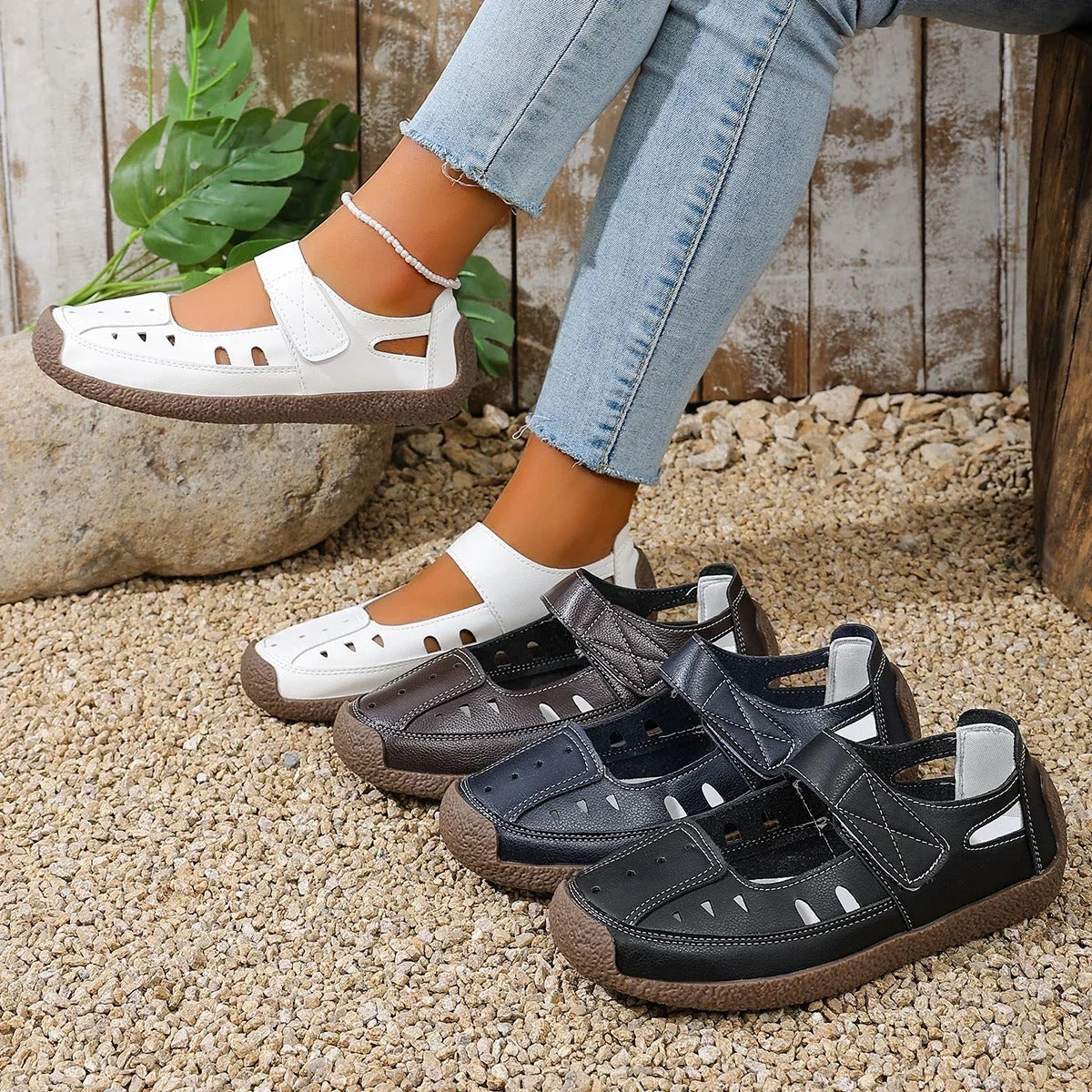 Gwen – Women's Wide Toe Box Sandals with an Adjustable Fit