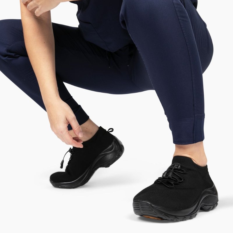 Hudson – Unisex Nursing Shoes with a Non-Slip Sole
