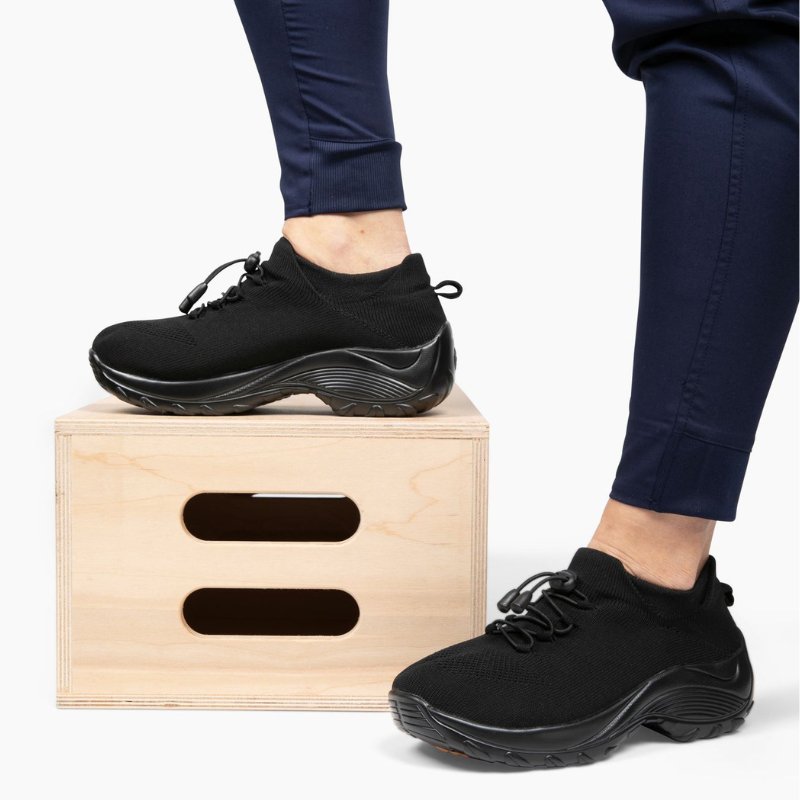 Hudson – Unisex Nursing Shoes with a Non-Slip Sole