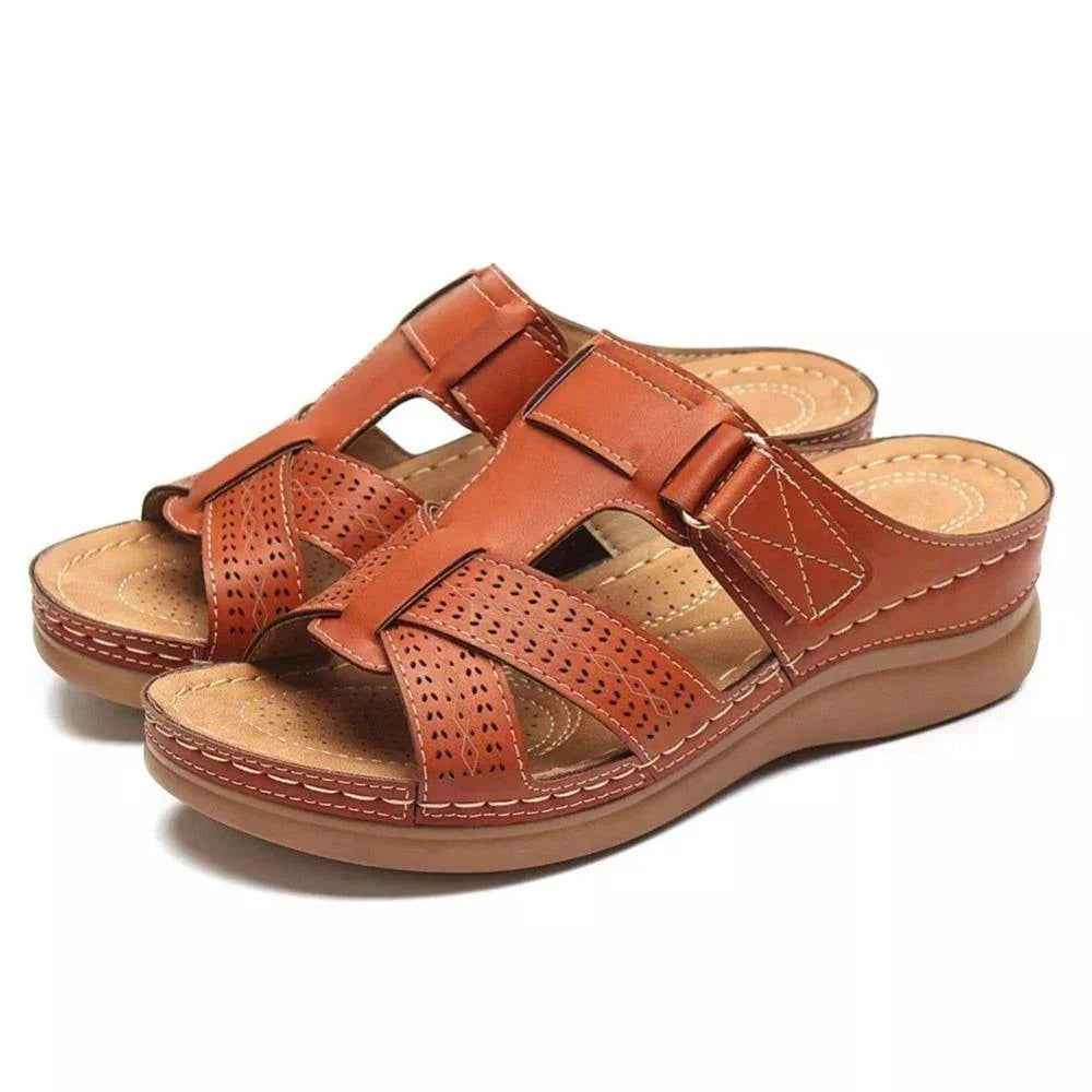 Richards – Unisex Wide Toe Box Sandals with an Adjustable Fit
