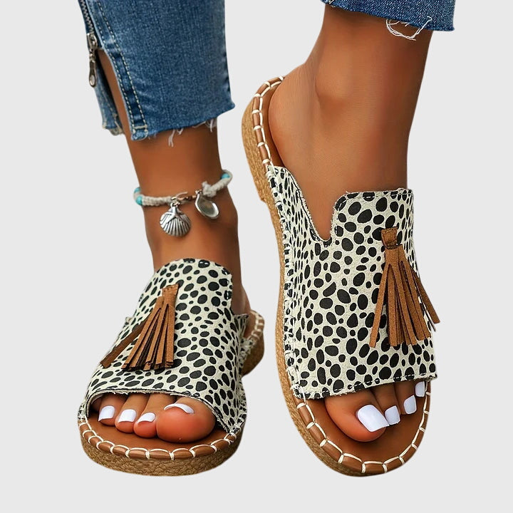 Chambers – Unisex Wide Toe Box Sandals with Room for Bunions