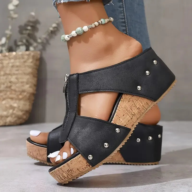 Huff – Unisex Wide Toe Box Sandals for All-Day Comfort