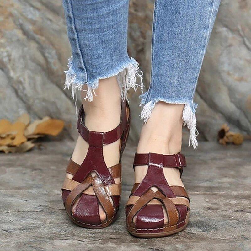 Hampton – Unisex Wide Toe Box Sandals with an Adjustable Fit