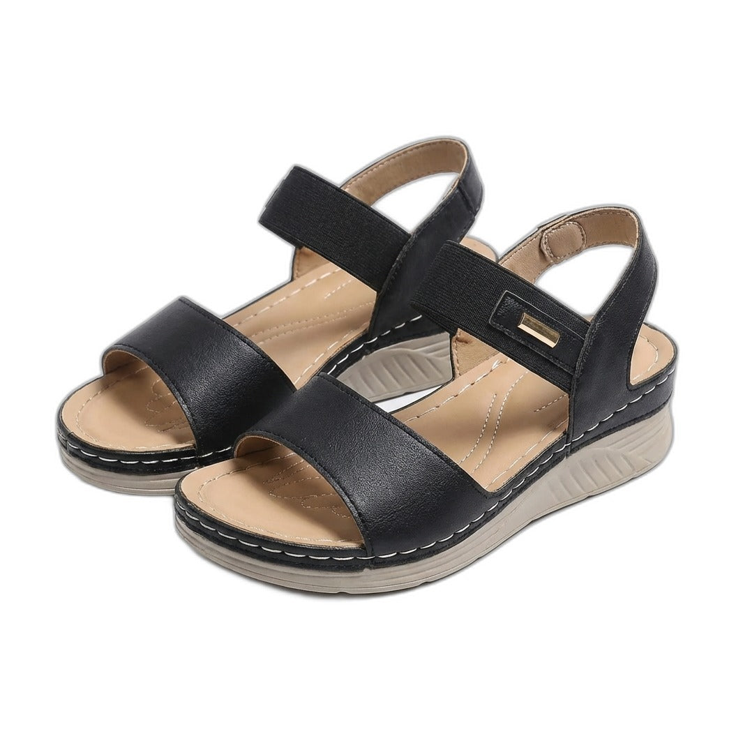 Monique – Sandales pour femme à bout large, avec une coupe ajustable