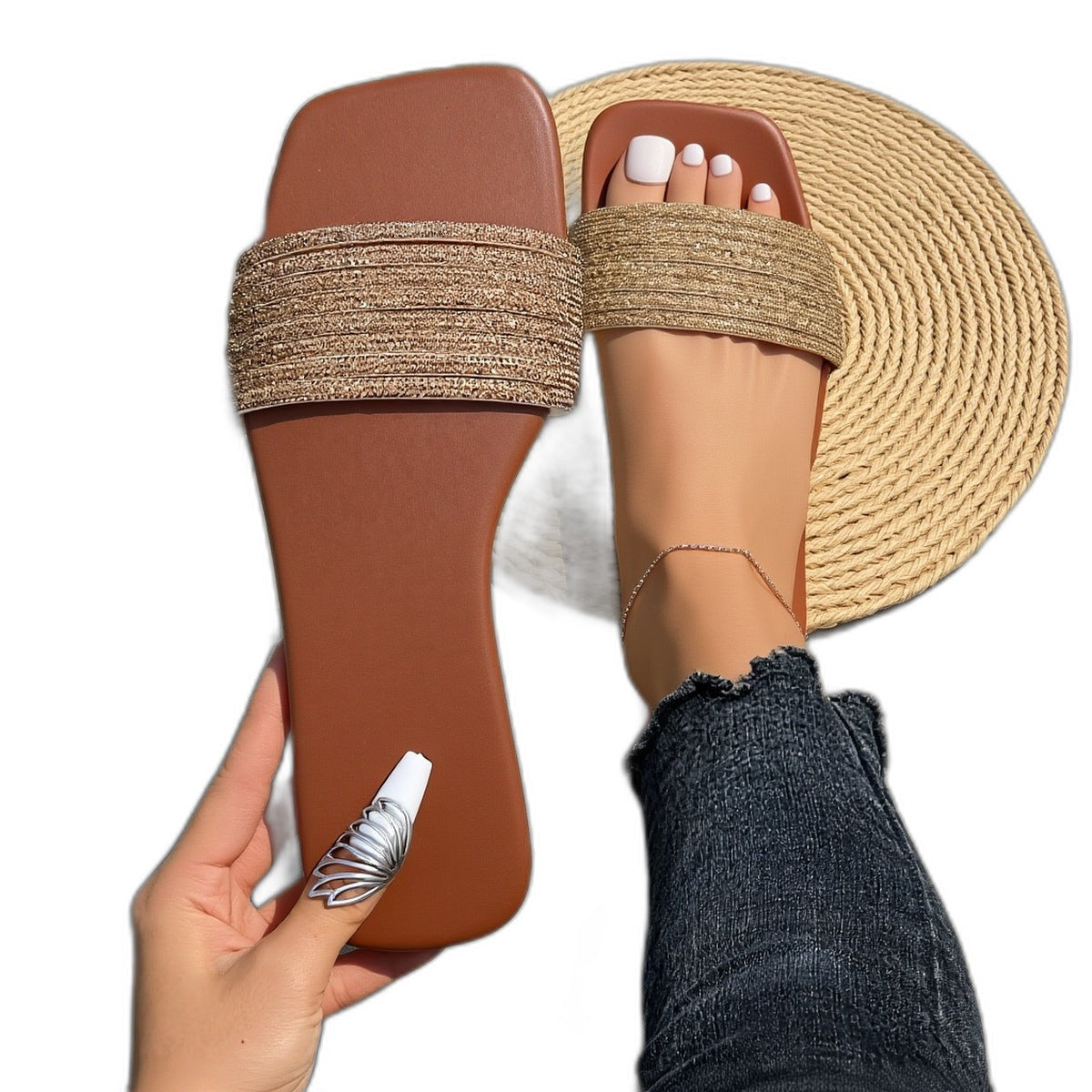 Wanda – Women's Comfortable Sandals with an Adjustable Strap