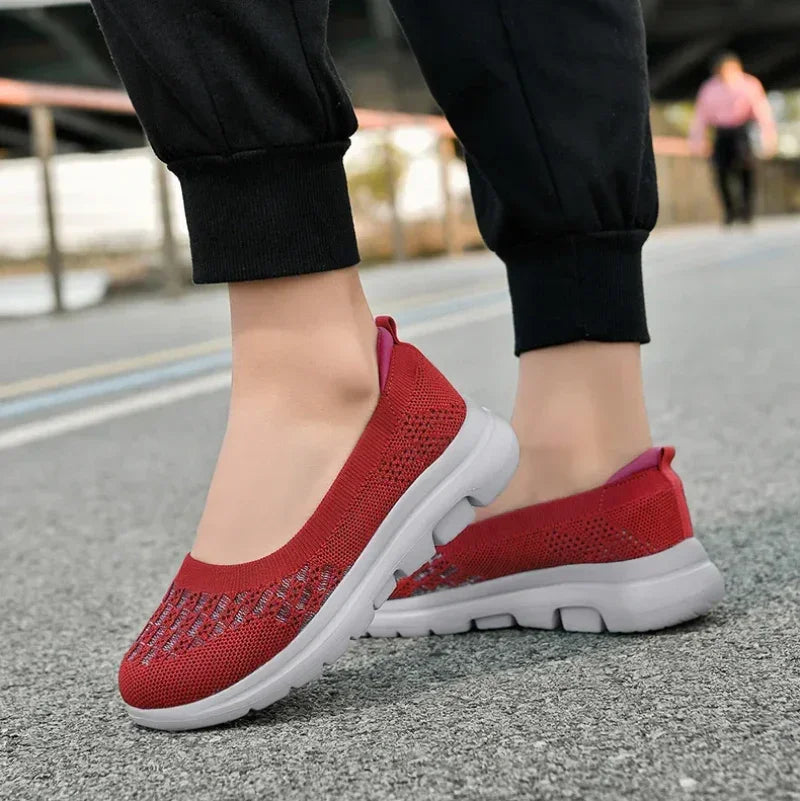 Kristen – Women's Nursing Shoes with All-Day Cushioning - photo 8